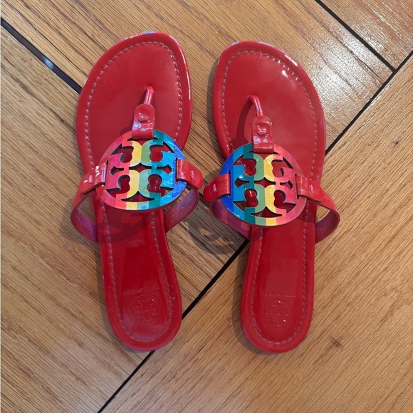 Tory Burch Red Sandals Multicolor Logo limited edition good condition , size 8.5 - Picture 1 of 4
